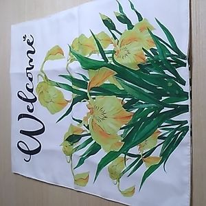 Welcome Flag with Flowers 13 x 19 inches